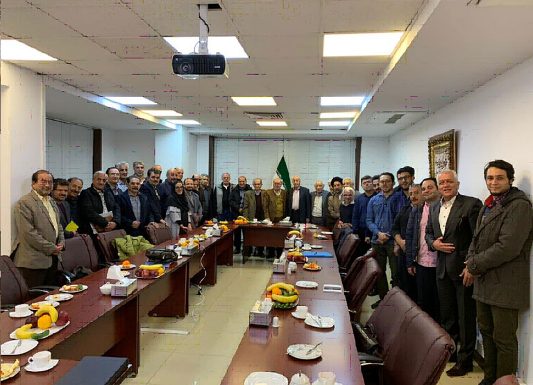 تفاهم نامه با پارک علم و فناوری دانشگاه تهران به منظور تولید و پشتیبانی نرم افزار همراه "اینجاست"